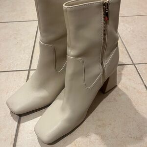 abercrombie & fitch boots